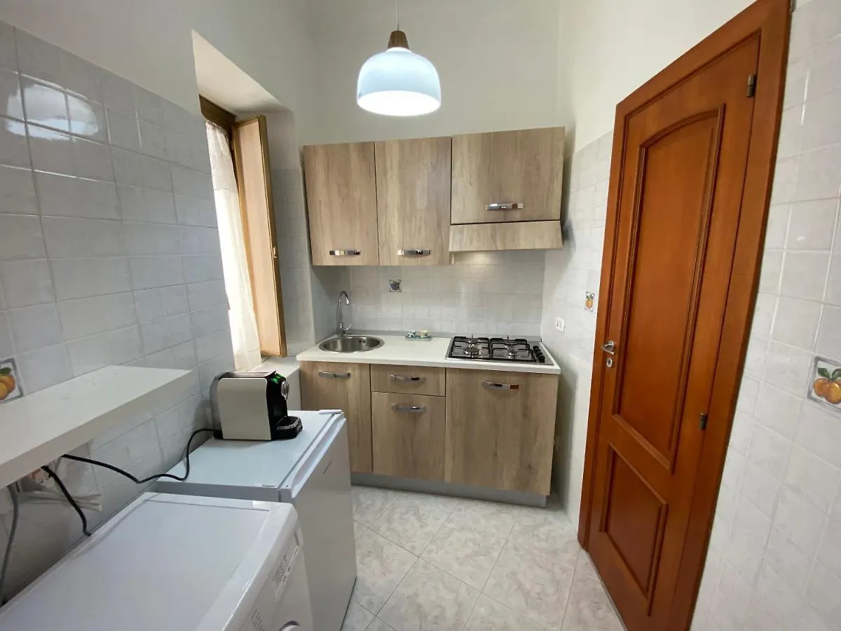 Апартаменты Sea&Sun Apartament Chiaia Неаполь